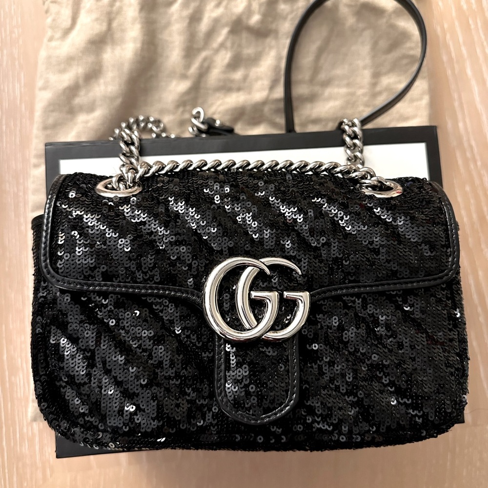 GG MARMONT SMALL SHOULDER BAG
